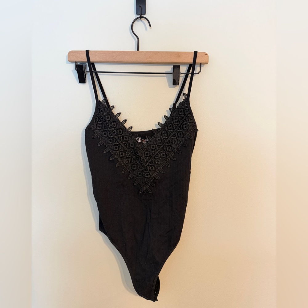 Chic Black Lace Bodysuit